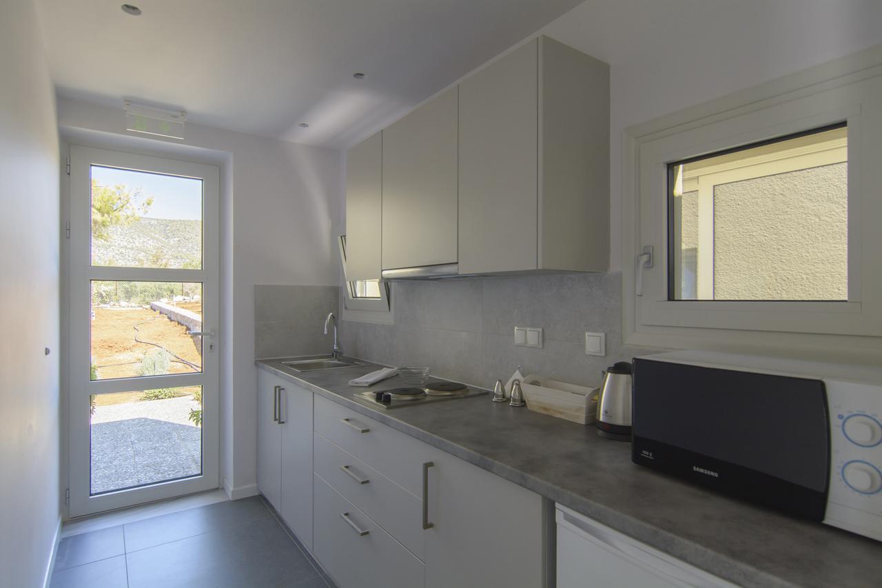 Lavender Cove Apart otel Kórfos Dış mekan fotoğraf