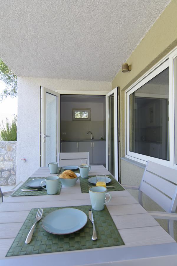 Lavender Cove Apart otel Kórfos Dış mekan fotoğraf